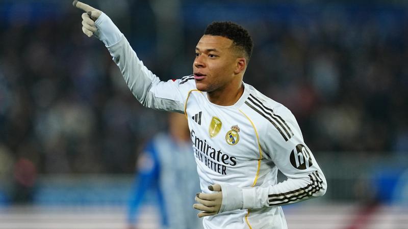 篮球篮网球员训练中展现高命中率（篮网球员训练场上投篮命中率惊人）