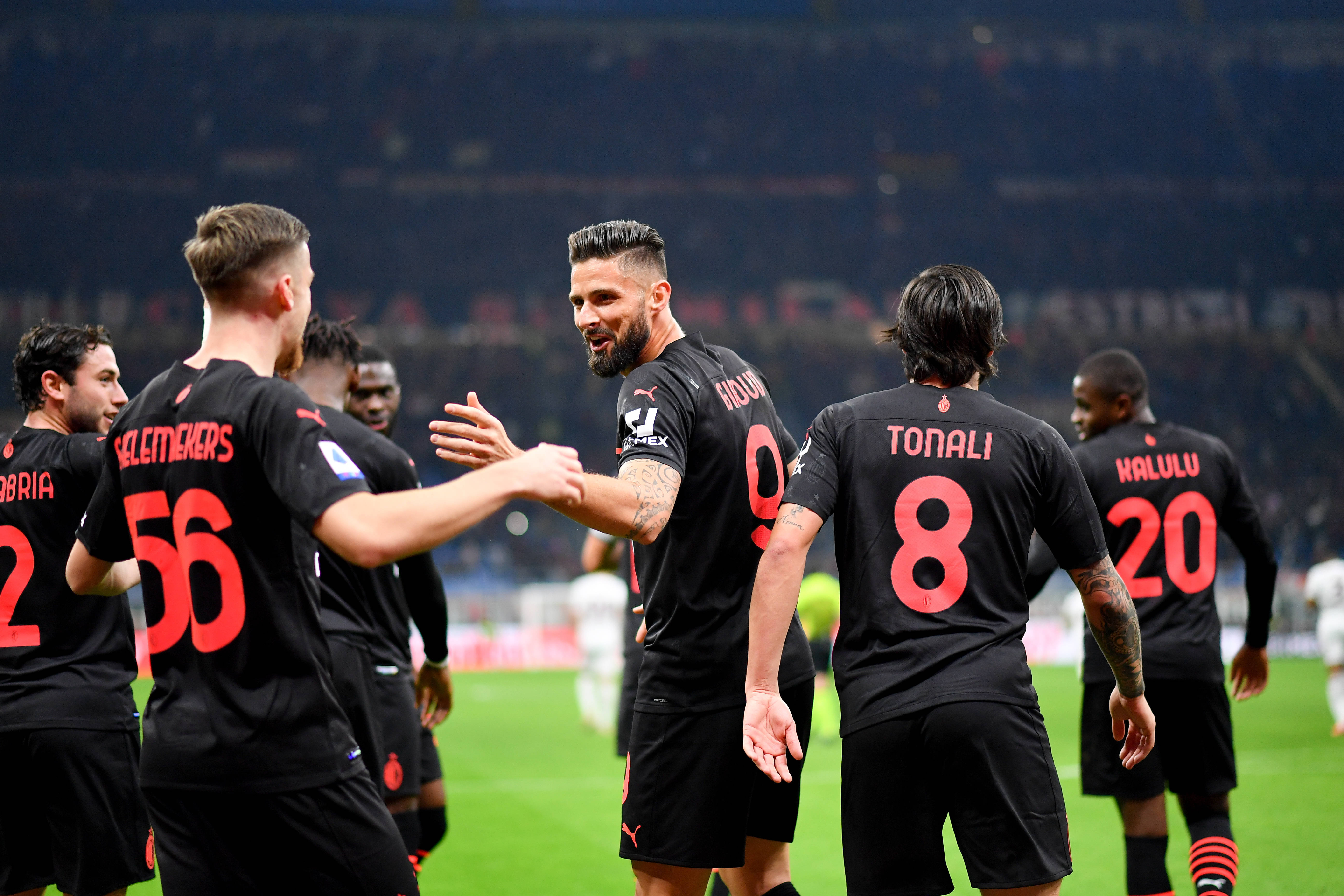 东体：男篮惨败会影响男足；邵佳一带队要改造思想和精神面貌（东体：男篮惨败或影响男足，邵佳一执教需重塑思想与精神面貌）