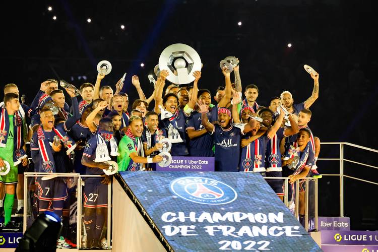 CBA球员伤病更新及球队调整（CBA伤情动态与阵容变动）