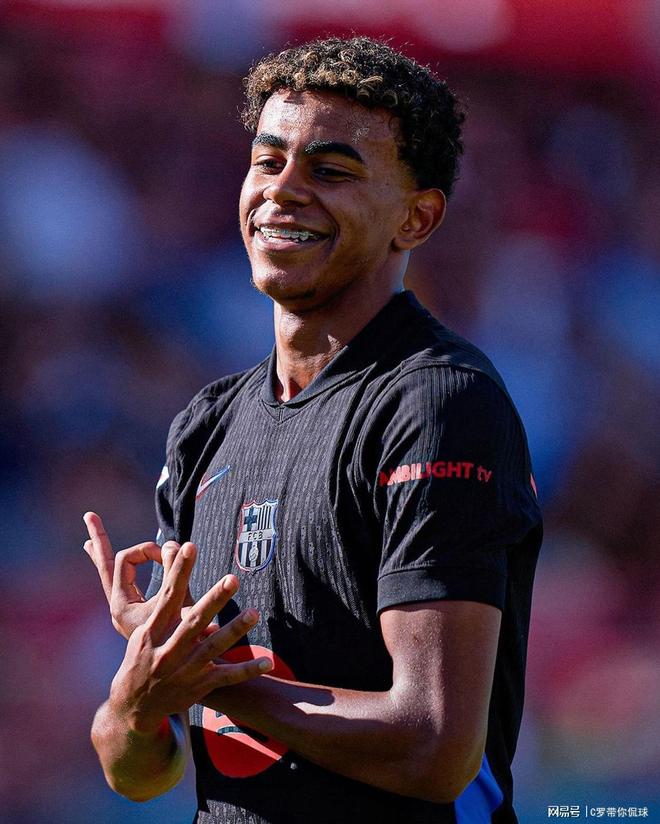 近4届欧预赛+世预赛射手榜：凯恩40球第1，C罗32球第2（近四届欧预赛与世预赛射手榜：凯恩40球领跑，C罗32球位列第二）