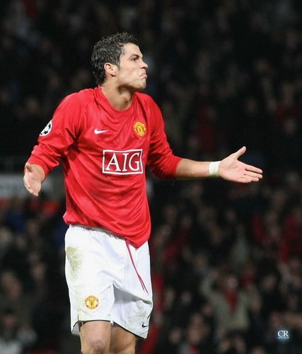 记者：迪巴拉已与罗马初步谈续约，短期内不会考虑回阿根廷（记者称迪巴拉已与罗马开启续约初谈，近期无意回归阿根廷）