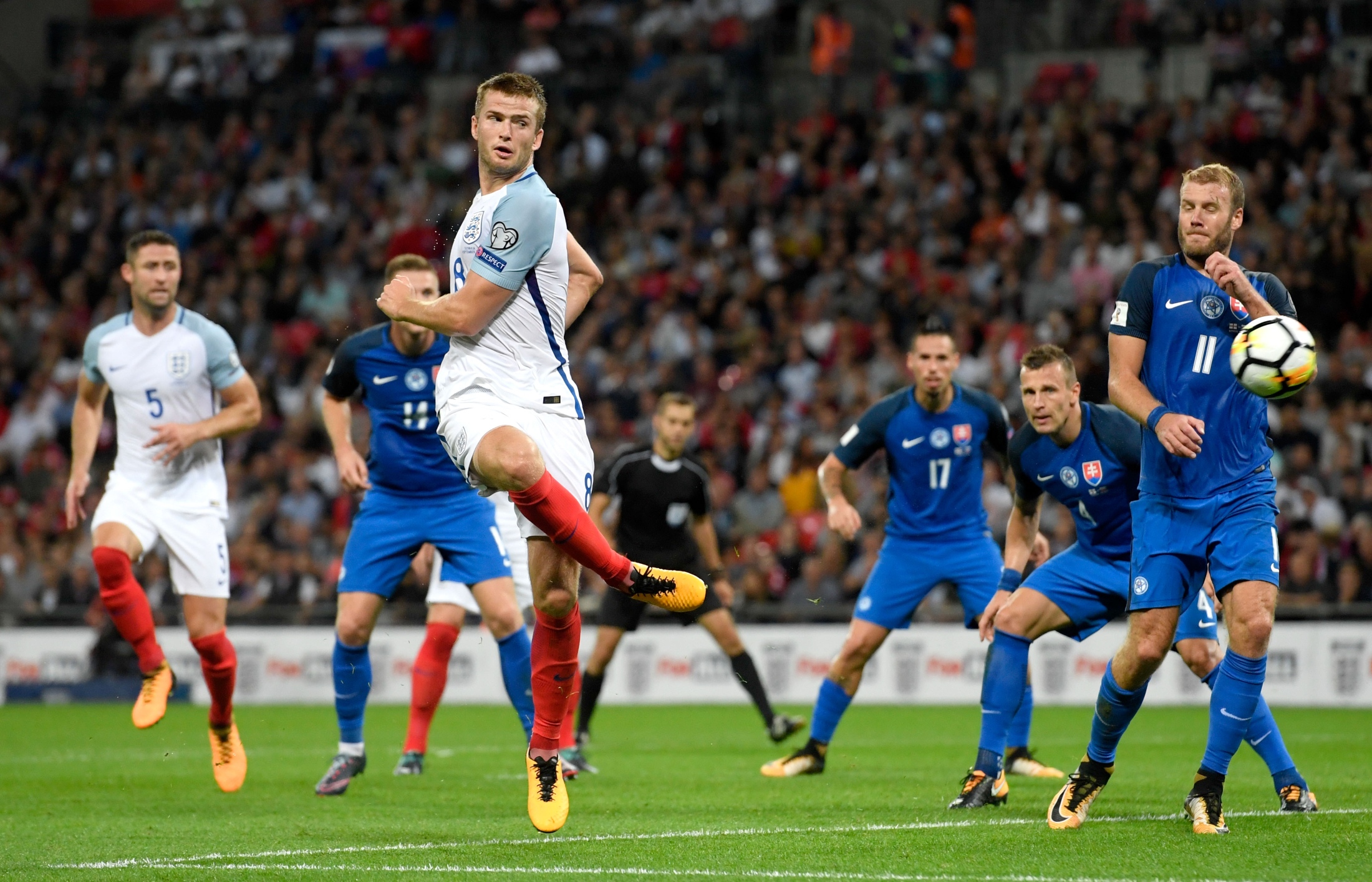 全面占优！本赛季迄今欧冠中英超对阵西甲，整体战绩9胜1负（英超压制西甲！本季欧冠交锋至今9胜1负）