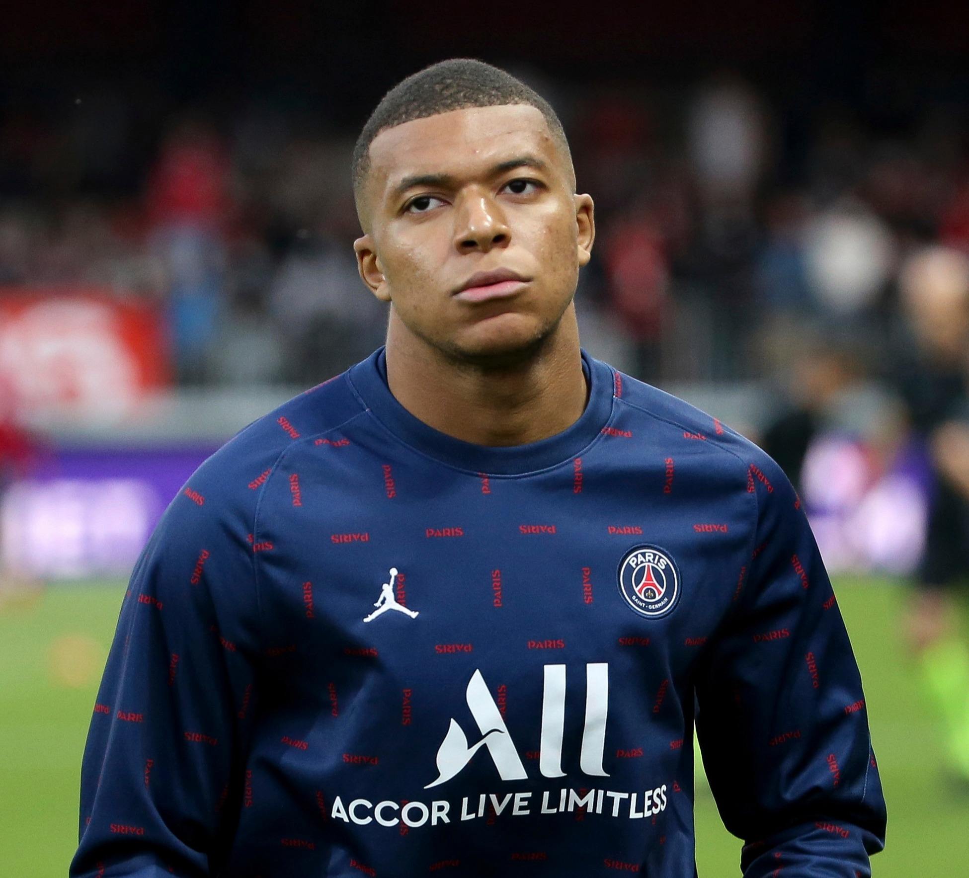 青岛次节轰出一波18-4广厦反超比分，三外援半场31分（青岛次节掀18-4高潮，广厦完成反超，三外援半场合砍31分）