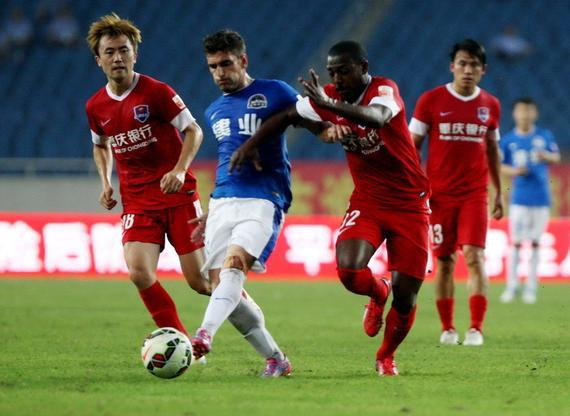 张源晒训练视频：努力备战亚冠，为漫长的赛季站好最后一班岗（张源发布训练视频：全力冲刺亚冠，守住漫长赛季最后一岗）