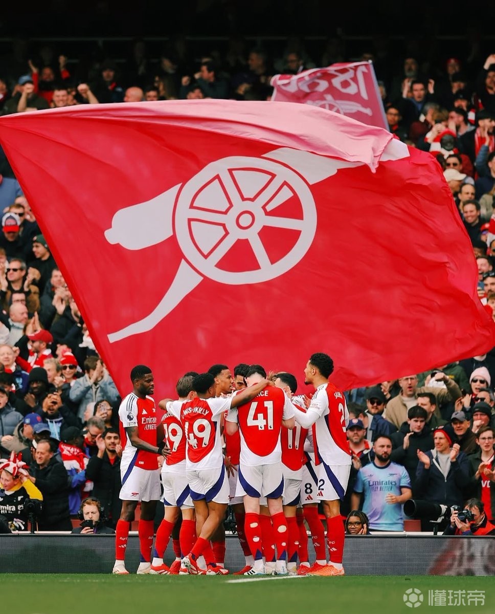 雷迪克谈社交媒体时代教练挑战与回合价值差异（雷迪克解析社媒时代的教练困境与回合价值分歧）