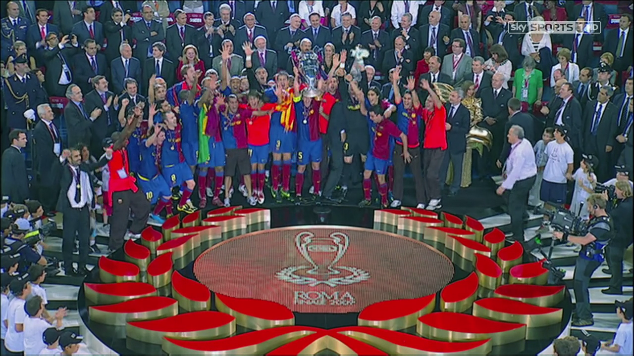 外媒：下赛季欧冠联赛阶段用球将采用白+薄荷绿+紫创新配色（外媒：欧冠下赛季比赛用球将启用白、薄荷绿与紫的全新配色）