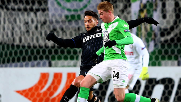 科隆vs法兰克福：卡明斯基、侯赛因巴希奇首发，格策、堂安律出战（科隆迎战法兰克福：卡明斯基、侯赛因巴希奇首发，格策与堂安律登场）