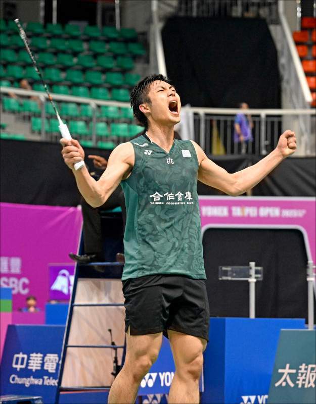 吕迪格：科纳特是最被低估的中后卫，我喜欢他的比赛风格